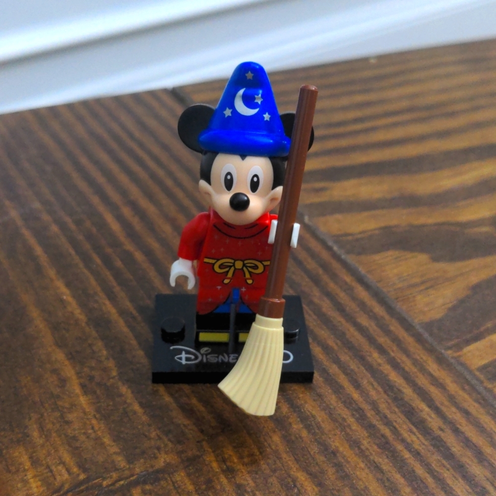 Lego Disney 100 Sorcerer's Apprentice Mickey Minifigure